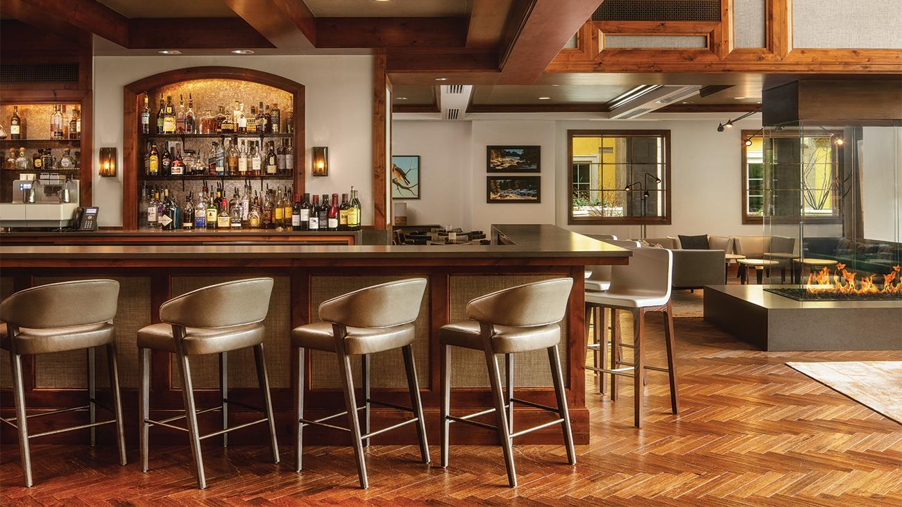 Lobby Bar
